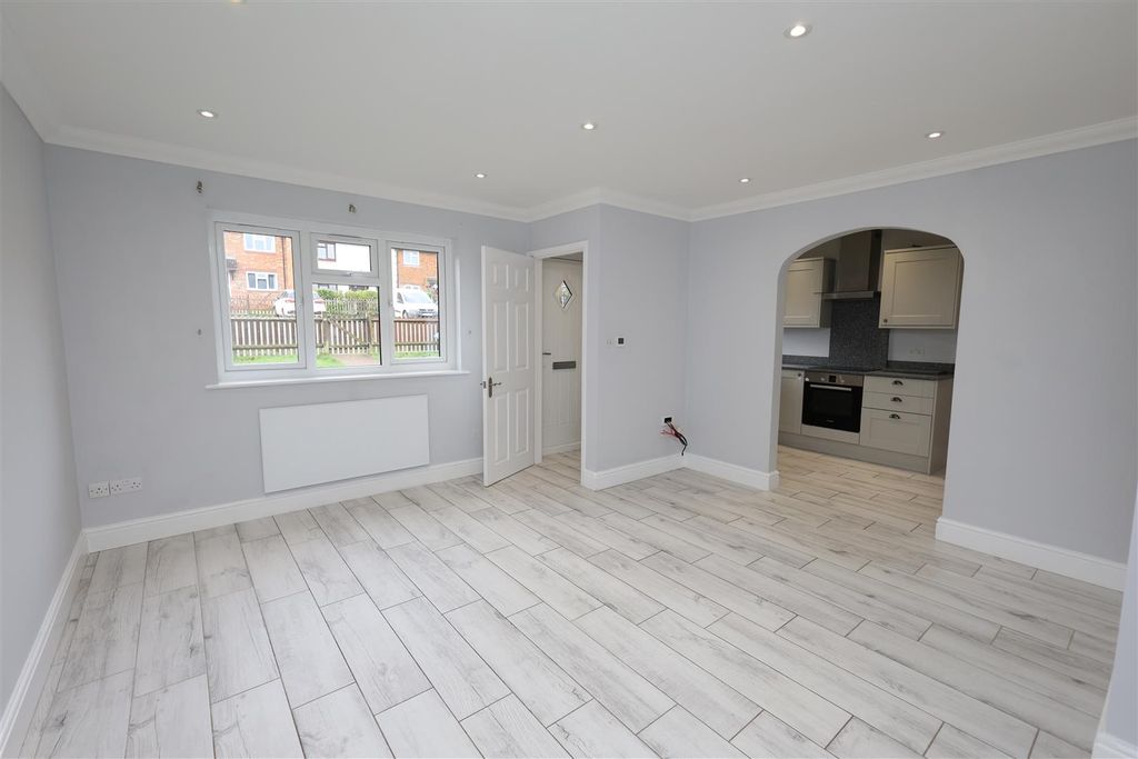 Property photo 3 of 13 Reception Room