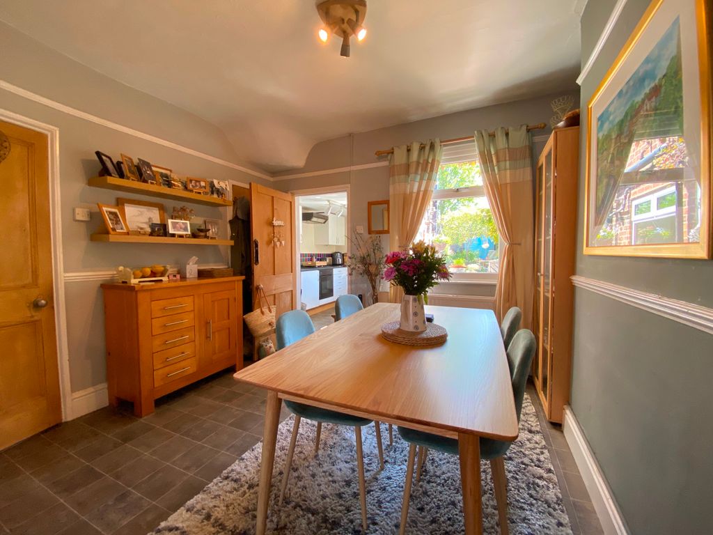 Property photo 3 of 23