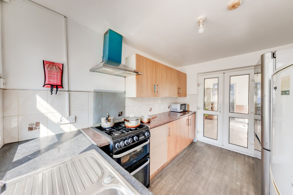 Property photo 3 of 30 A7S01983Hdr