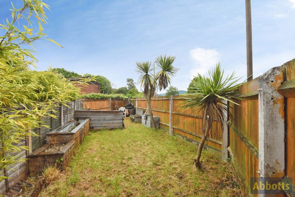 Property photo 3 of 18 Pbox-Img.Jpg