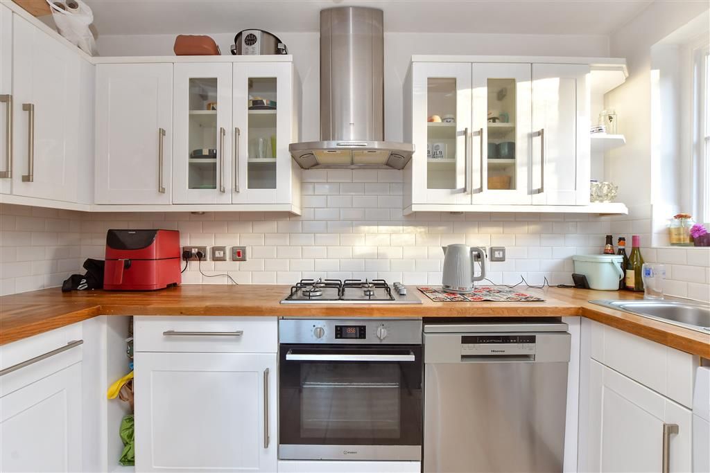 Property photo 1 of 12 Kitchen