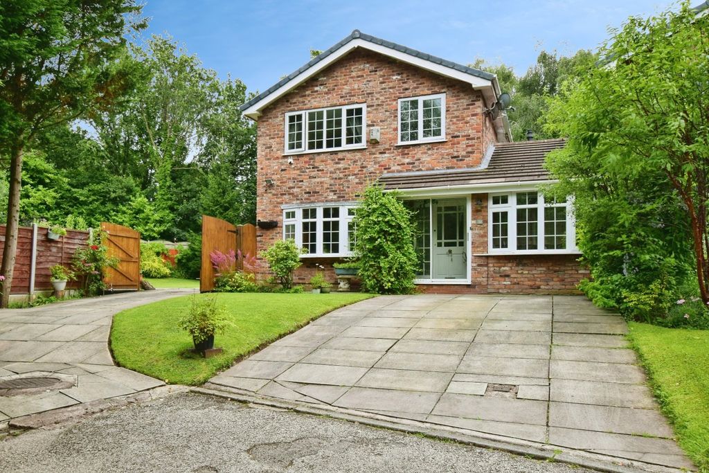 Property photo 1 of 16 Front