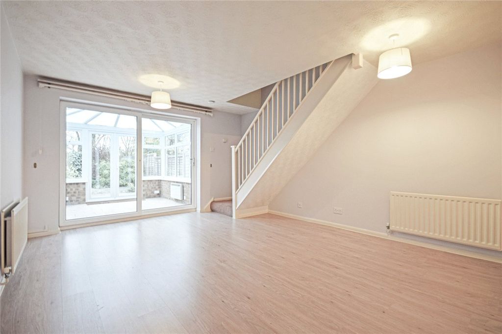 Property photo 3 of 9 Picture No. 18