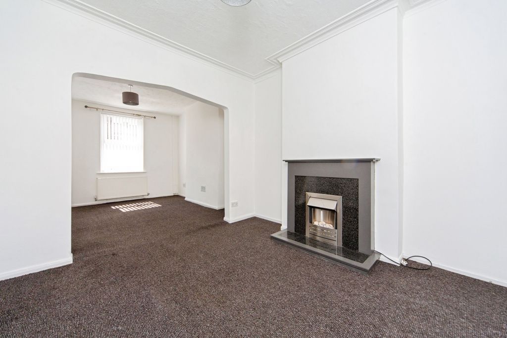 Property photo 3 of 22 Pbox-Img.Jpg