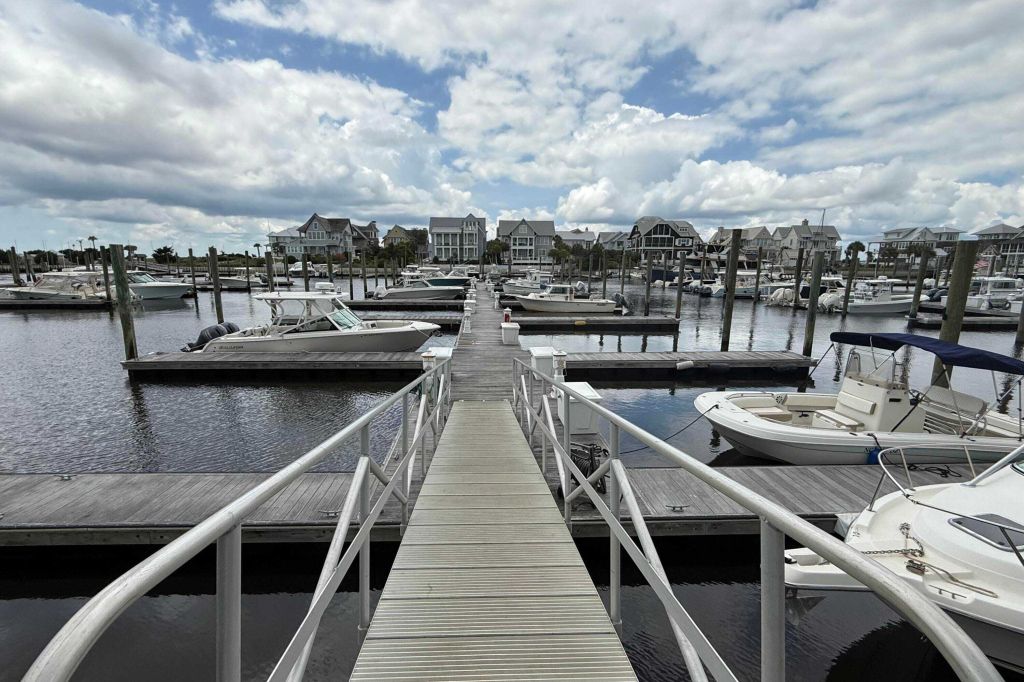 Property photo 3 of 6 <Alttext/>