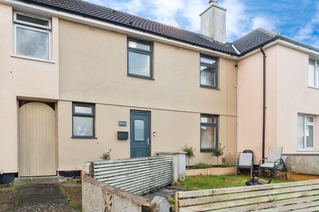 Property photo 2 of 16