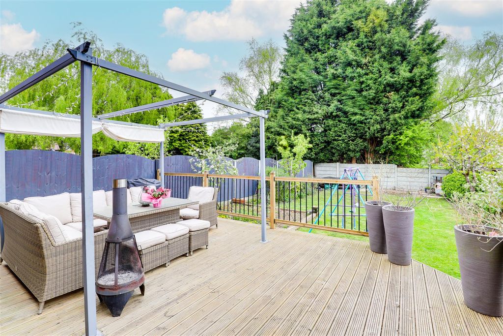 Property photo 2 of 15 6037.Jpg