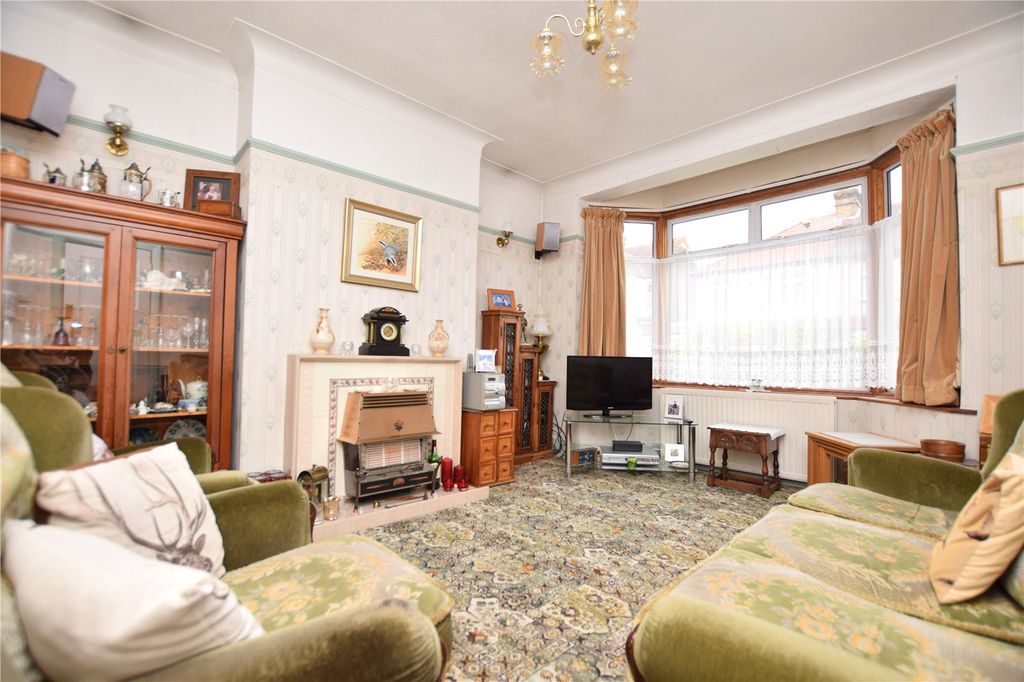 Property photo 2 of 11 Picture No. 03