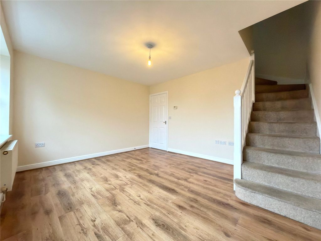 Property photo 2 of 12 Picture No. 25