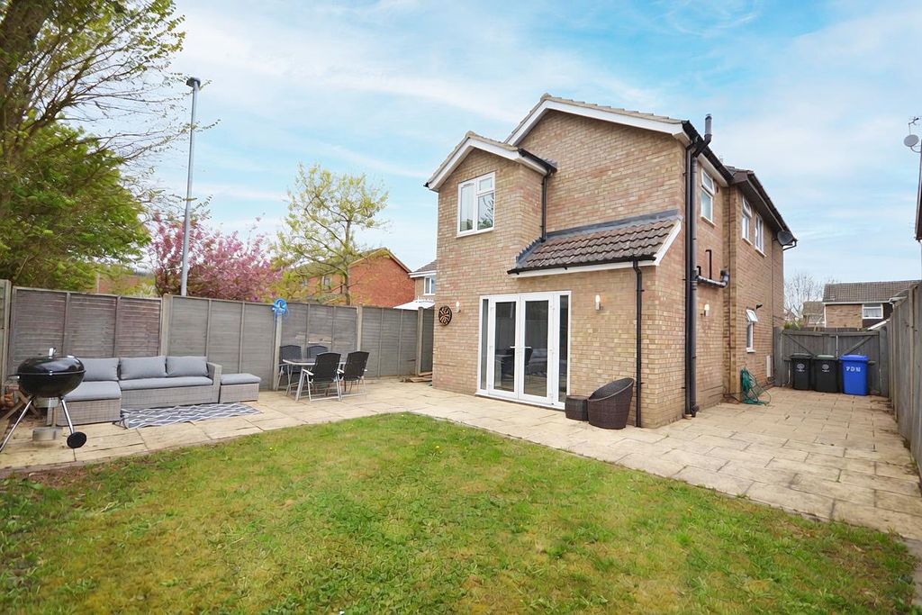 Property photo 2 of 15