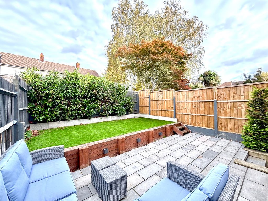 Property photo 3 of 14