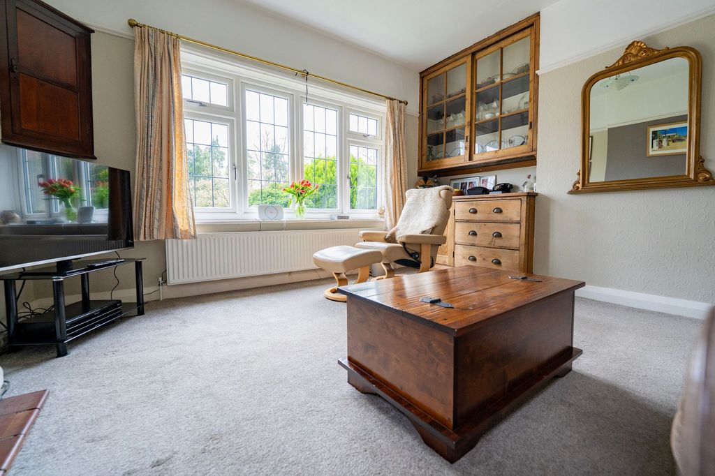 Additional image 12 of 4 bed detached house for saleField House, 184 Derby Road, Ilkeston DE7