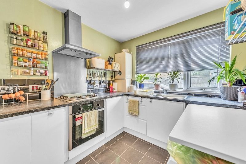Property photo 3 of 12 4342294