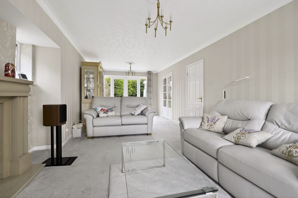 Property photo 3 of 25