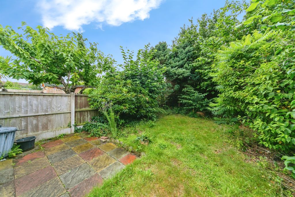 Property photo 2 of 18
