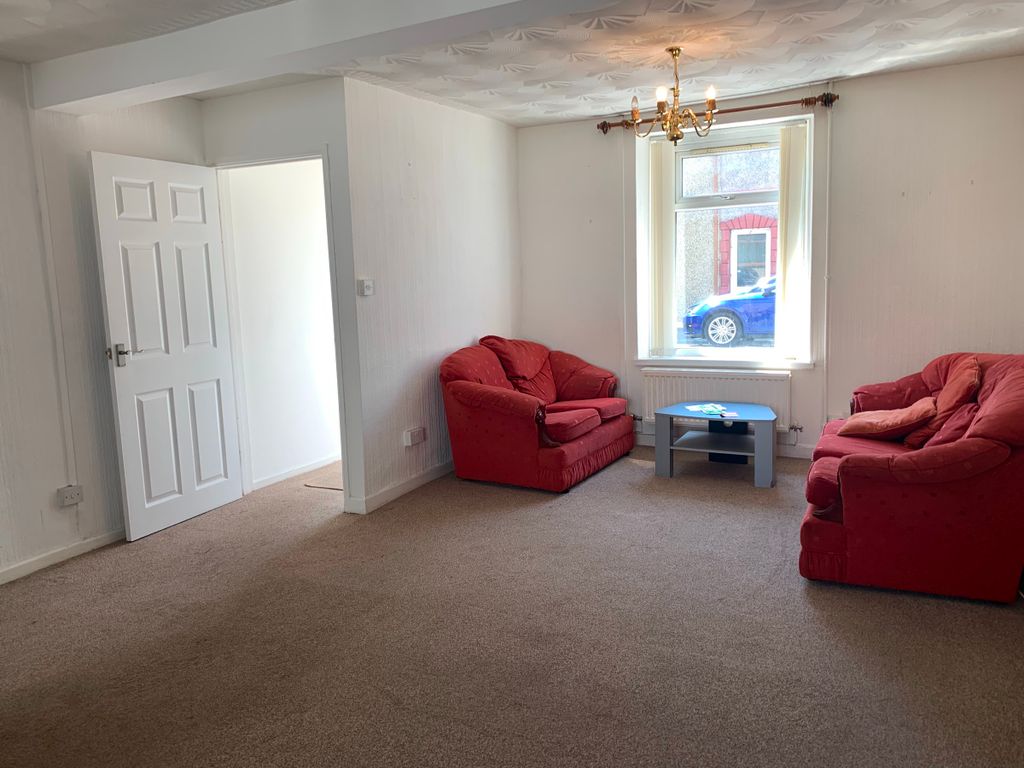 Property photo 3 of 23