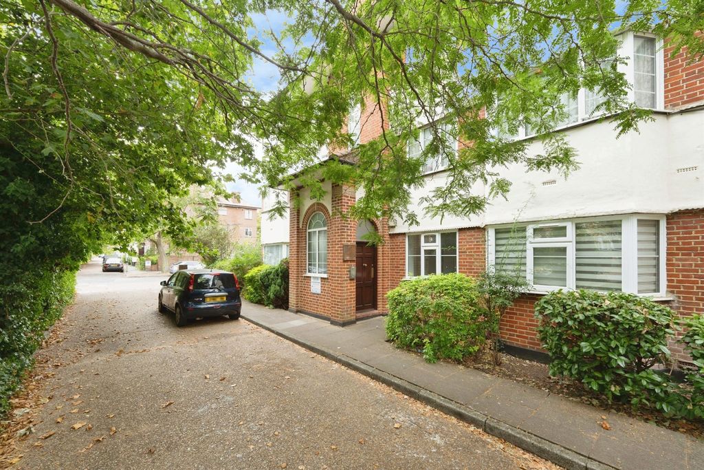 Property photo 1 of 16