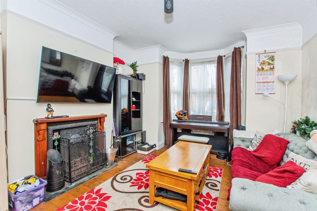 Property photo 3 of 20