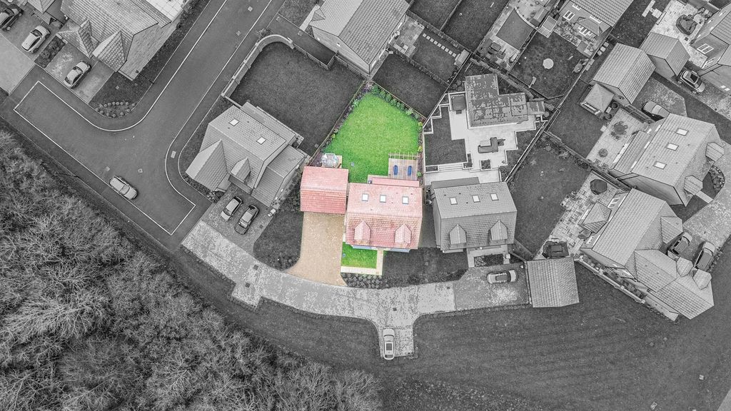 Property photo 3 of 28 Bird's Eye View