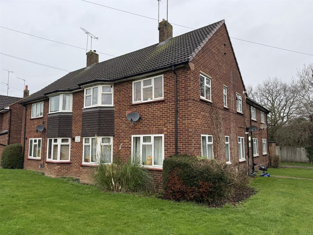 Property photo 1 of 8 Brookside