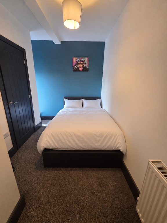 Property photo 1 of 5