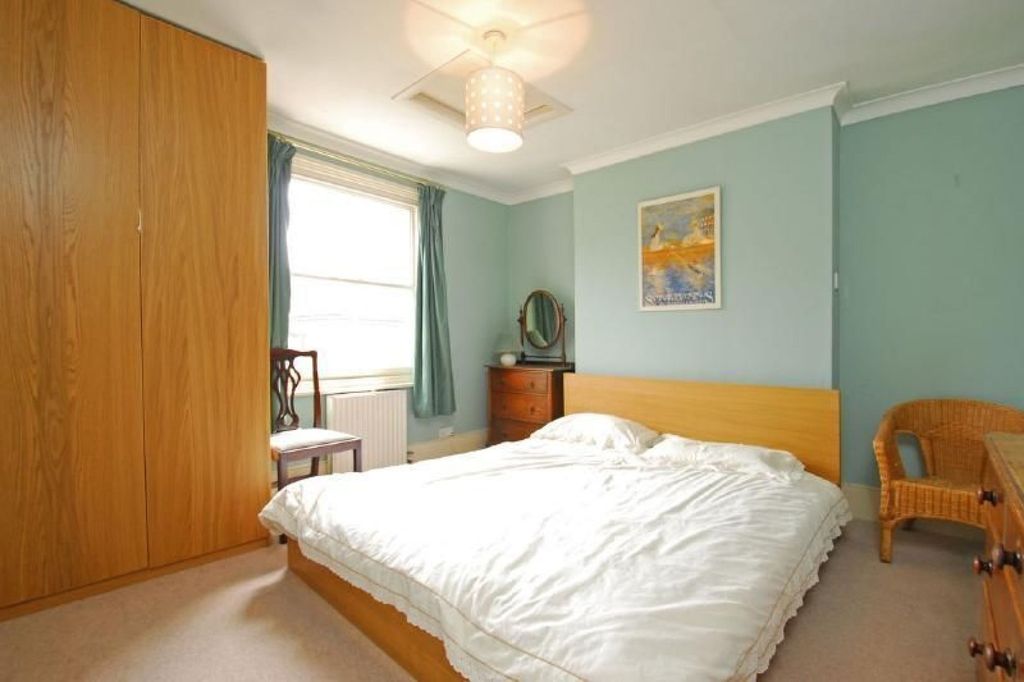 Property photo 3 of 4