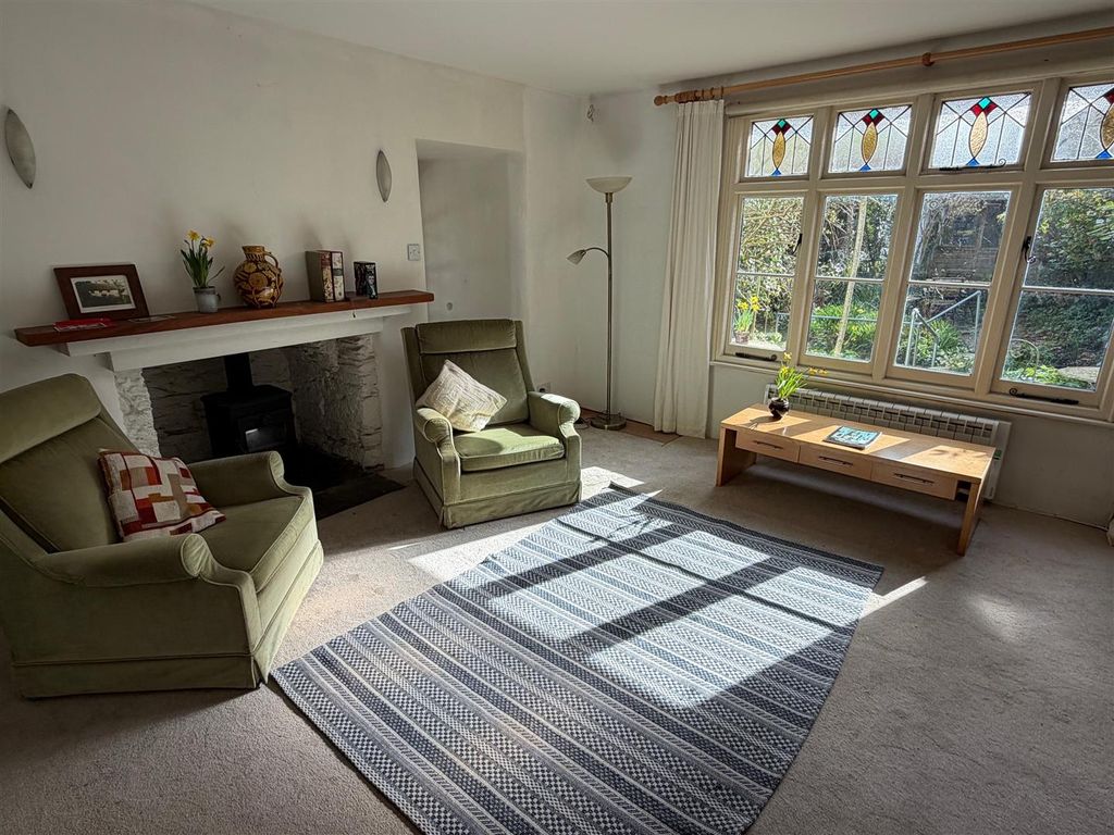 Property photo 3 of 14 Living Room 2.Jpg