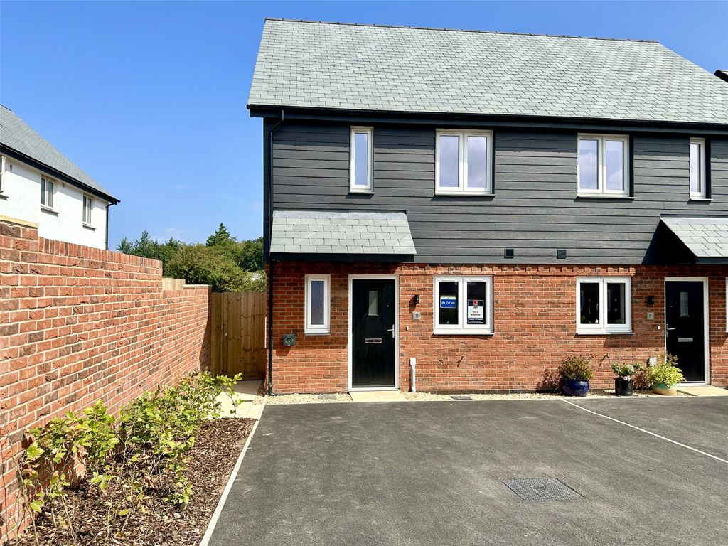 Property photo 1 of 17 Picture No. 01