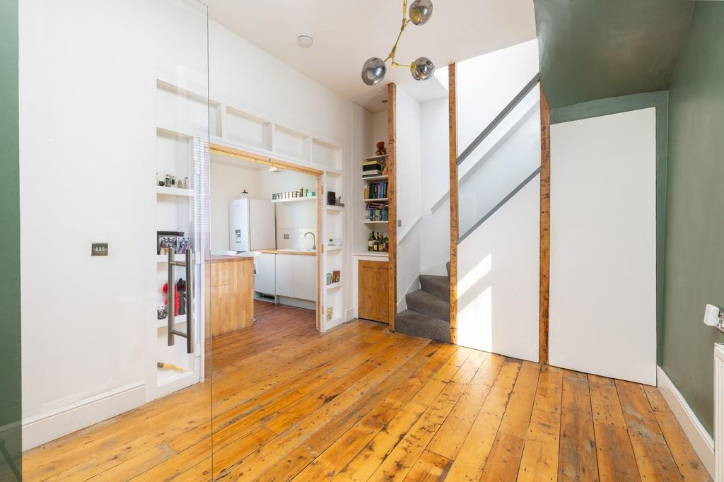 Property photo 1 of 28 Char7099.Jpg