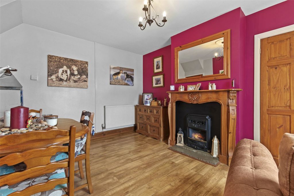 Property photo 2 of 36 Picture No. 03