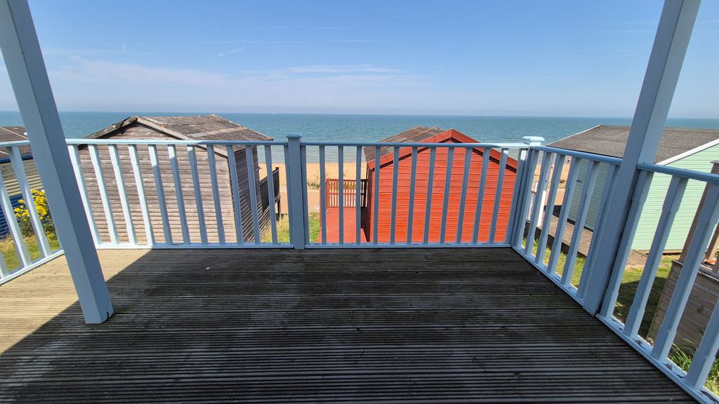 Property photo 3 of 13 Beach Hut