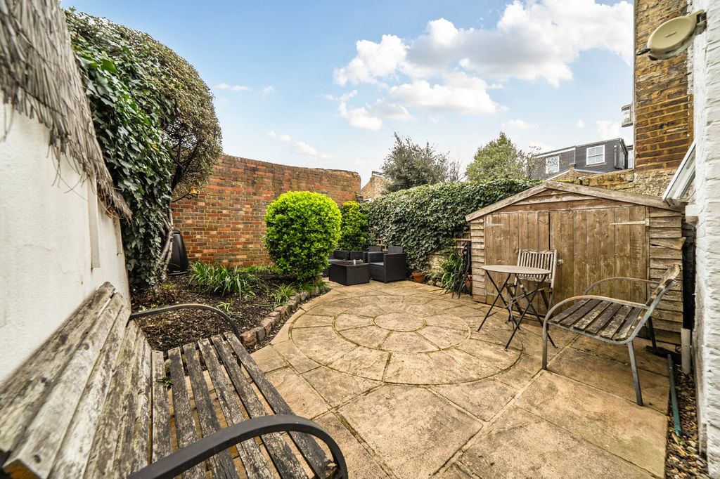 Property photo 1 of 9 Picture No. 04