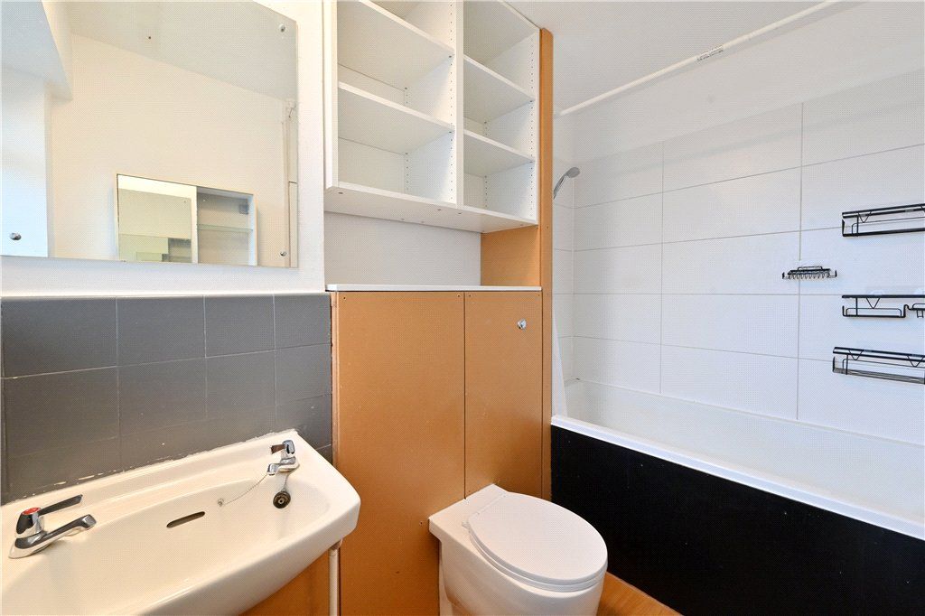 Property photo 3 of 9 Picture No. 09