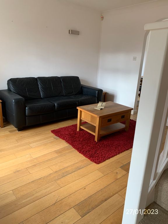 Property photo 1 of 6 Cover