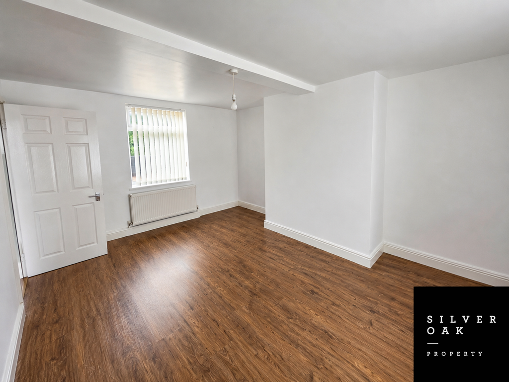 Property photo 2 of 8 2