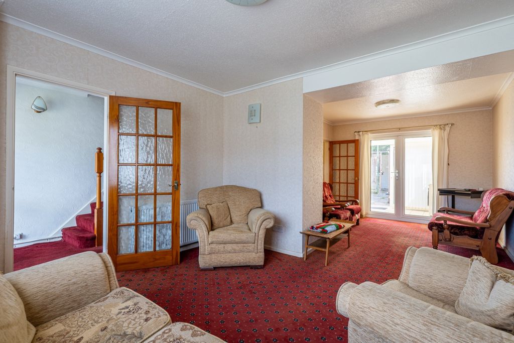 Property photo 3 of 23 4852285
