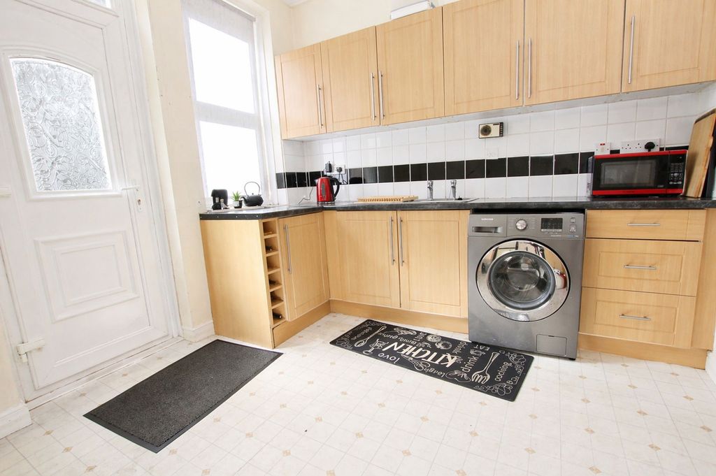Property photo 3 of 13