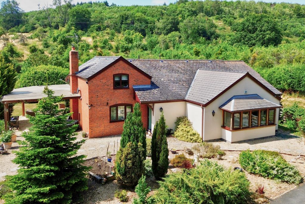 Property photo 1 of 30 Outside