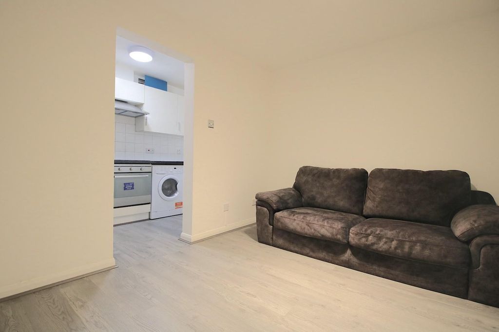 Property photo 2 of 9 Open Plan Kitchen Living