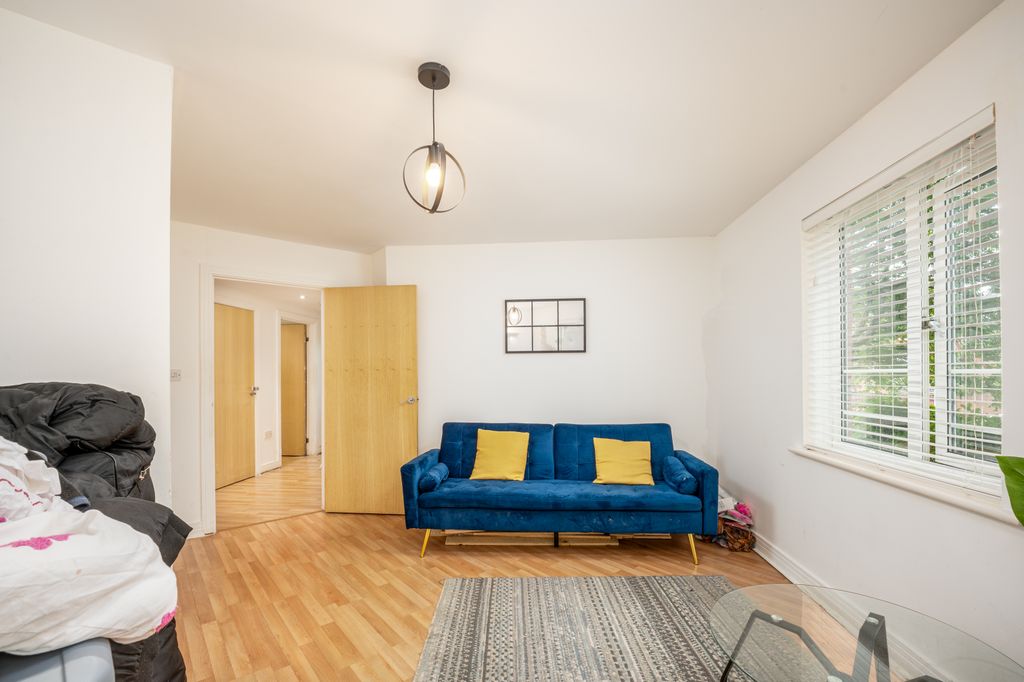Property photo 2 of 14 11