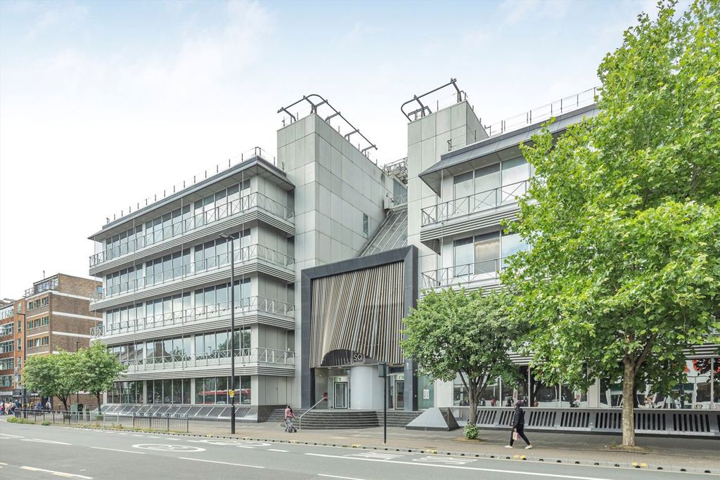 Property photo 1 of 5