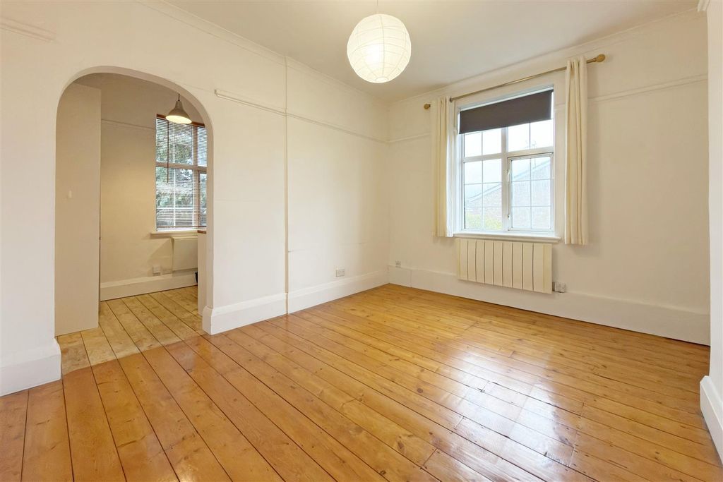 Property photo 3 of 11 Reception Room