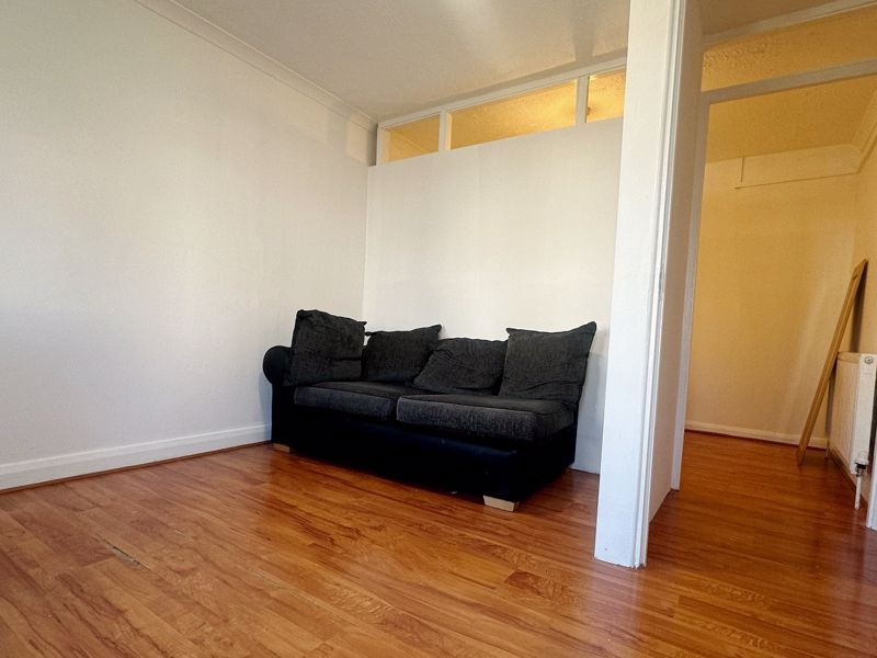 Property photo 3 of 14 Photo 17