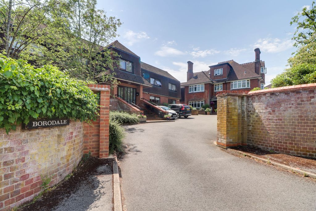Property photo 1 of 16 Gated Entrance