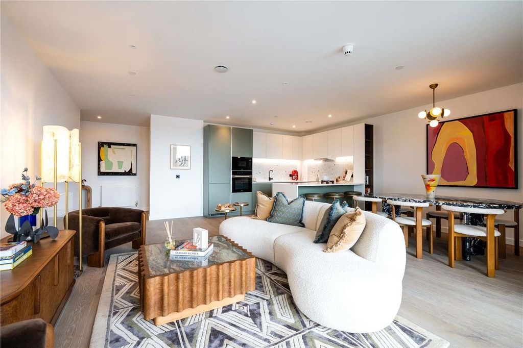Property photo 1 of 13 Reception (Photo Of Show Apartment)