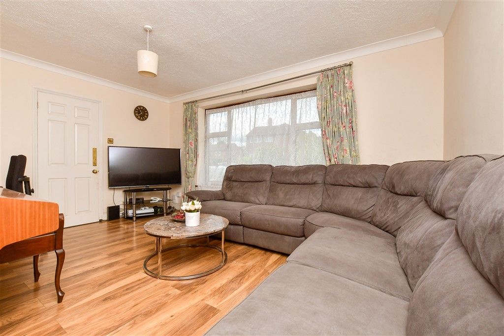 Property photo 3 of 15 Living Room