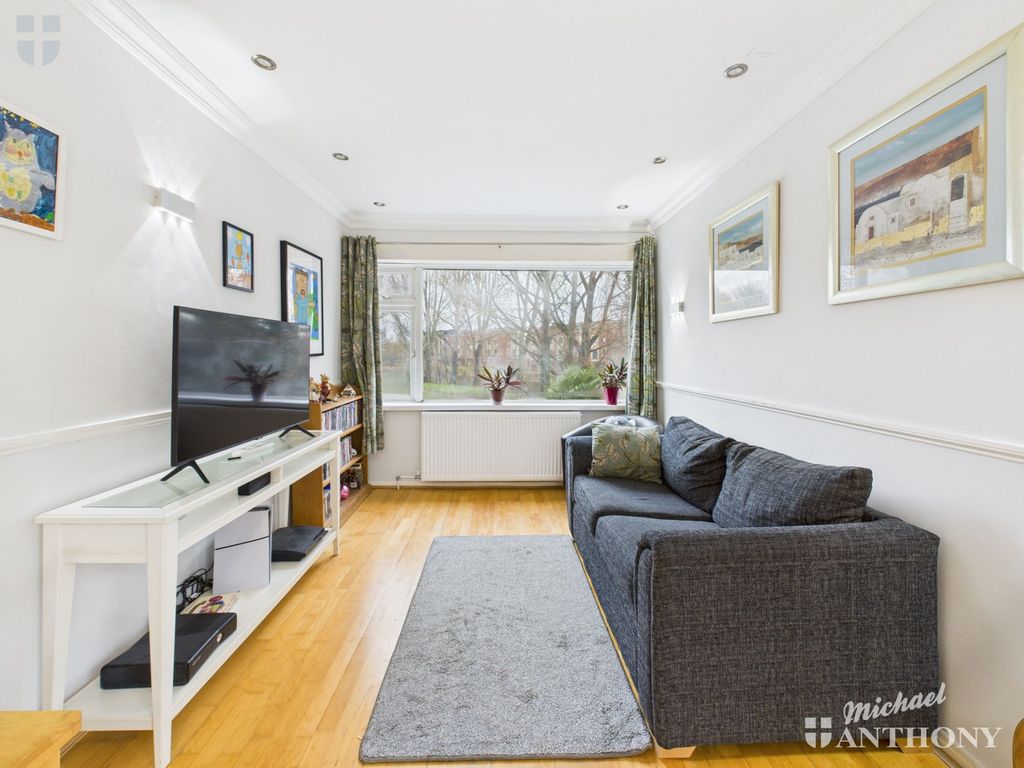 Property photo 2 of 10 3A1422785Bb84Dd983Bf02Ed4287Be2d_80_Cam03852G0-Pr0531-Still009