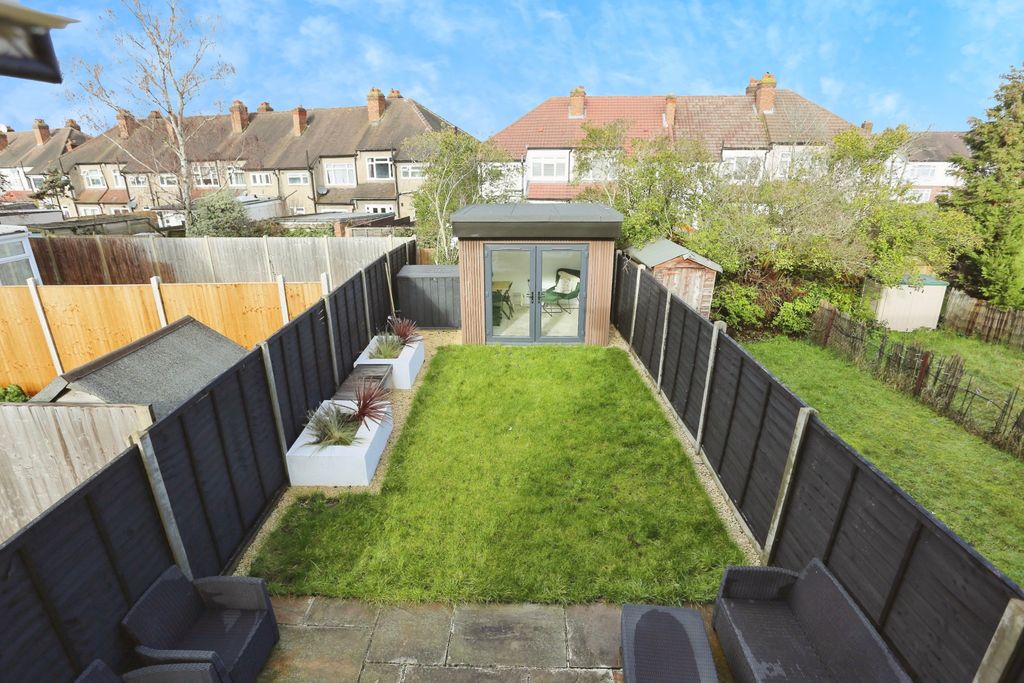 Property photo 2 of 21 Img_4731