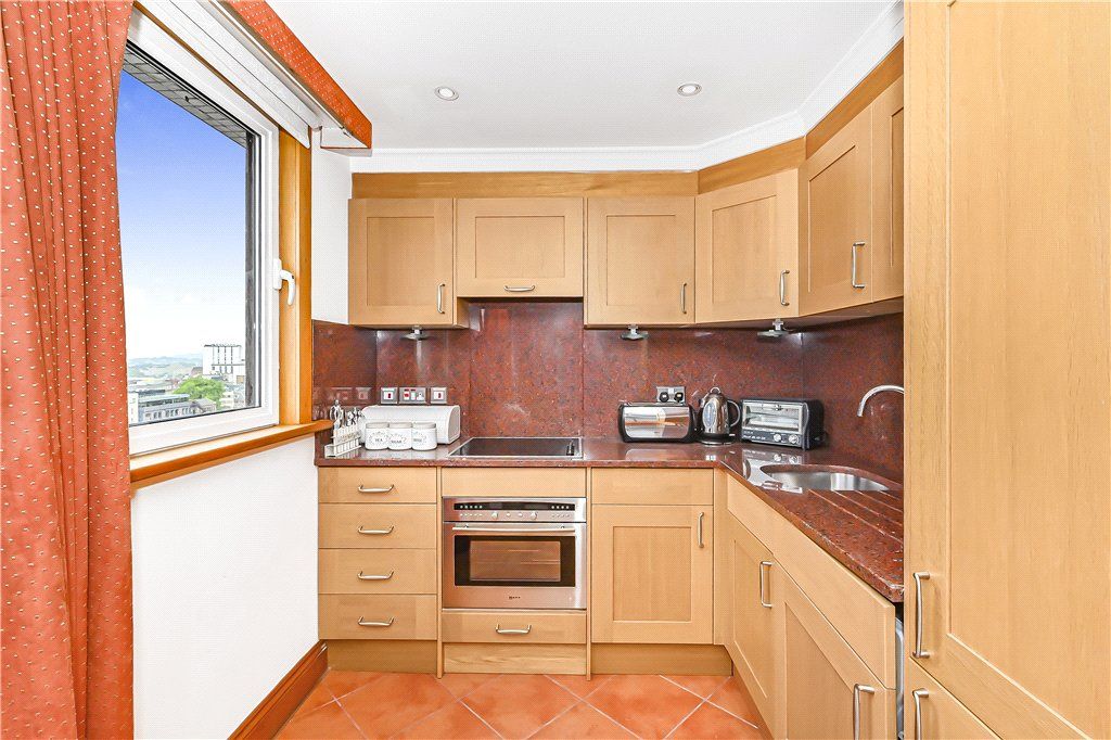 Property photo 3 of 7 Picture No. 02