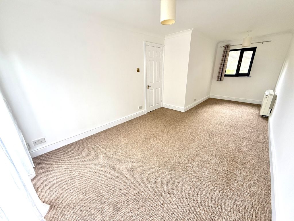 Property photo 3 of 22 4442562